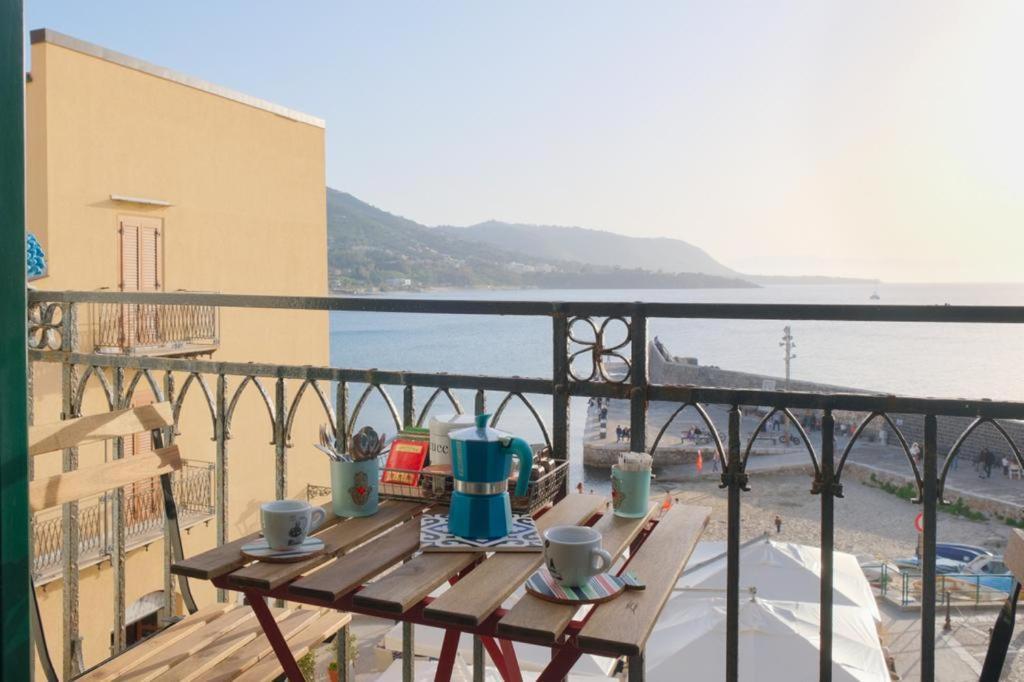 Апартаменти Devalu Casa Del Mare Чефалу Екстер'єр фото