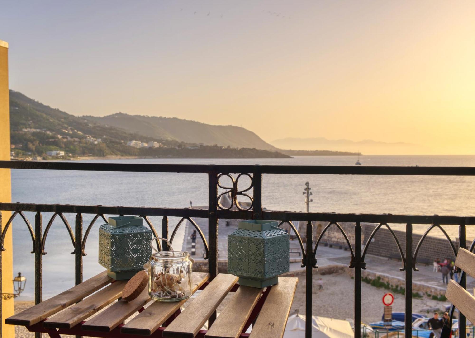 Апартаменти Devalu Casa Del Mare Чефалу Екстер'єр фото